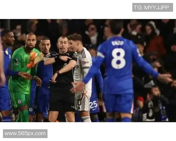 中超激战切尔西与曼城握手言和绝杀瞬间引发全场热议