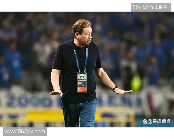 波尔图狂胜莱比锡五球大捷绝杀瞬间引发争议判罚全场沸腾 波尔图狂胜莱比锡五球大捷绝杀瞬间引发争议判罚全场沸腾