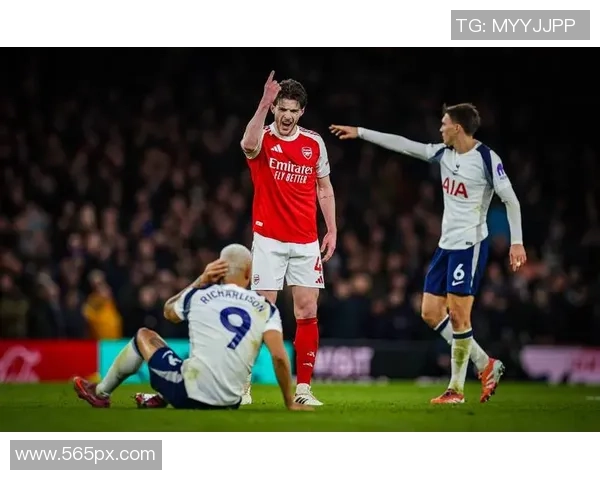 AC米兰友谊赛大胜热刺帽子戏法引发全场热烈反响战术分析揭秘