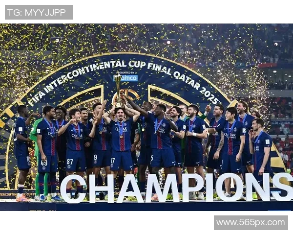 中超精彩对决莱比锡逆转巴黎圣日耳曼帽子戏法引爆全场热情