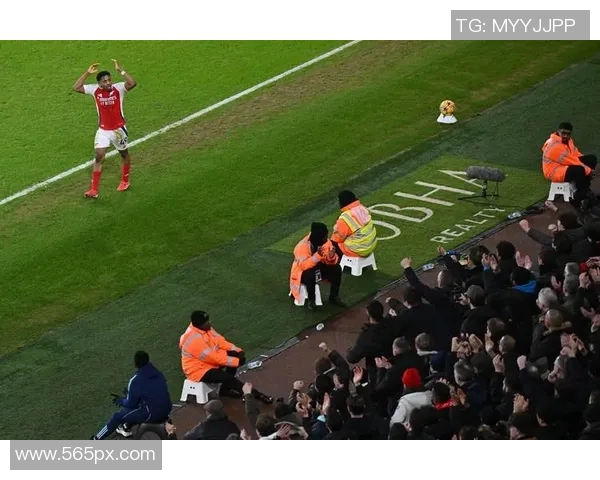 阿森纳狂胜那不勒斯五球大捷乌龙球成比赛转折点引发热议